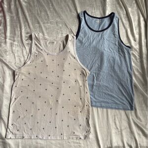 Bundle of Two Old Navy Men’s Tanks Size Small